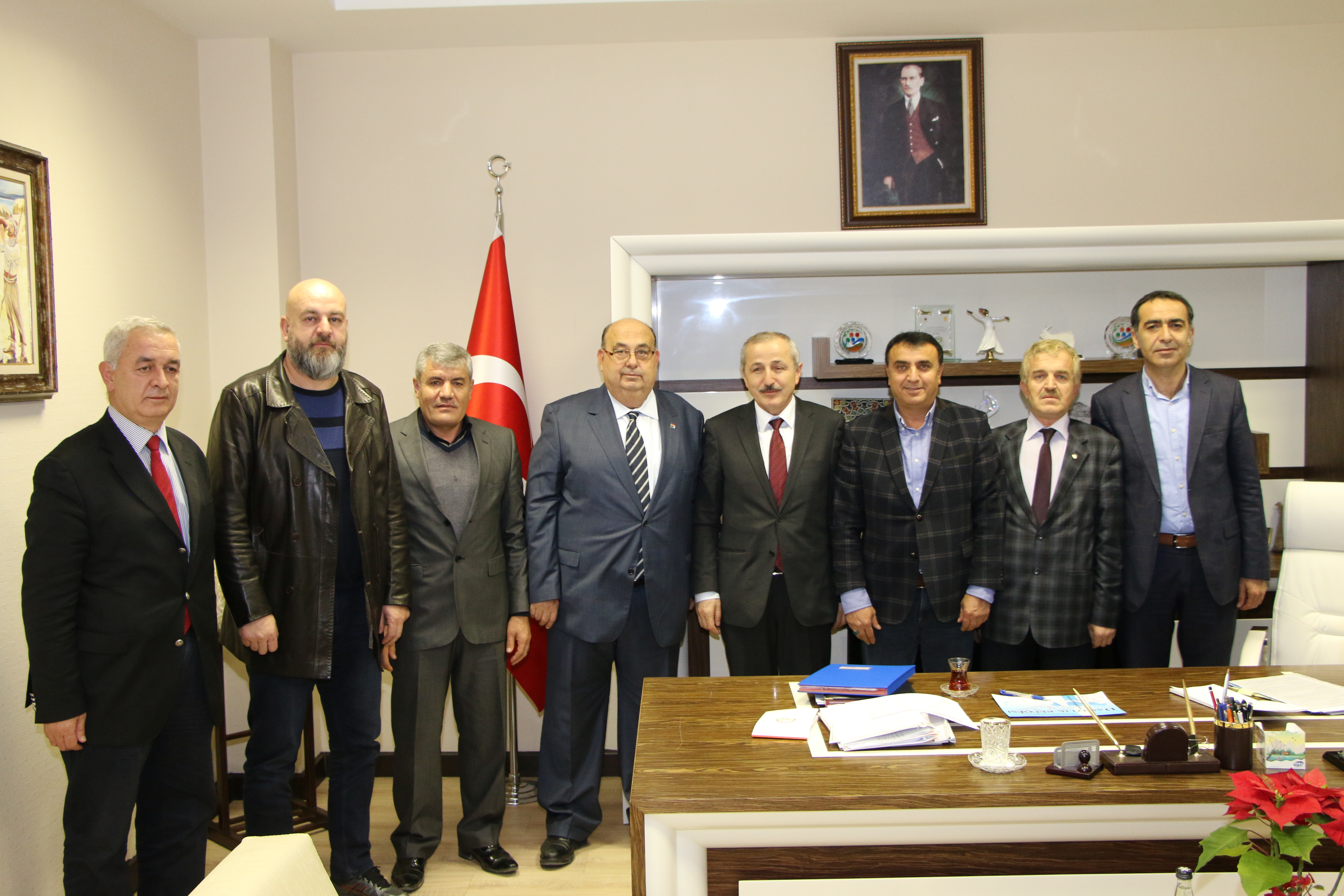 Merkez Birliği Heyeti Genel Müdür Osman Uzun`u Makamında Ziyaret Etti